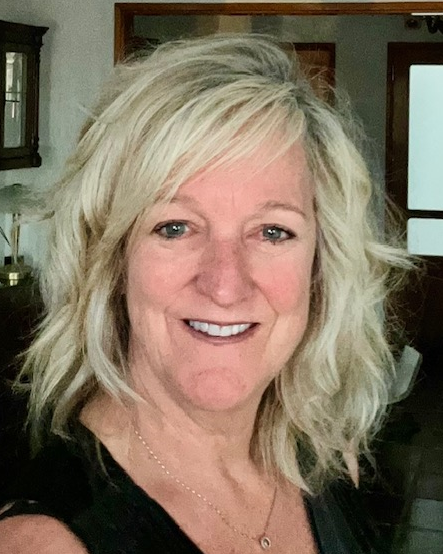 Portrait of Dr. Esther Combs, LPC